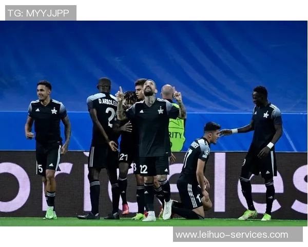 中超赛场惊现冷门本菲卡大胜里昂引发全场狂欢